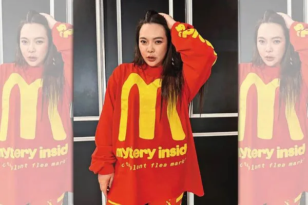 拚流量豁出去／吞蛇吃蟲沒流量　小甜甜大陸創業鎩羽返台