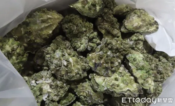 4/29邊境查驗不合格產品。（圖／記者趙于婷攝）