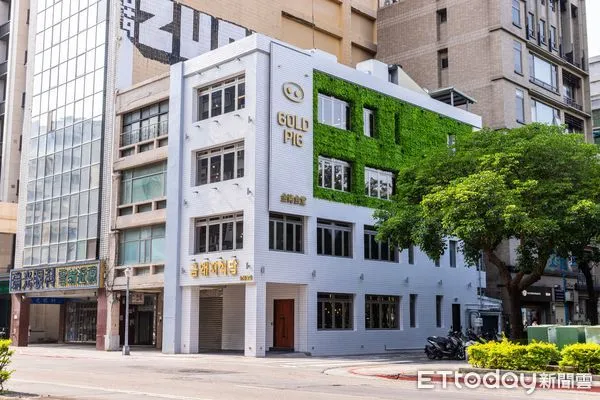 ▲韓式燒肉「金豬食堂」5/13開幕。（圖／業者提供）