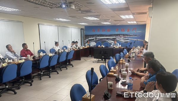 ▲▼ 金門縣政府今(29)日召開「小三通航班應對及CIQS駐站單位協調座談會」  。（圖／記者林名揚翻攝）