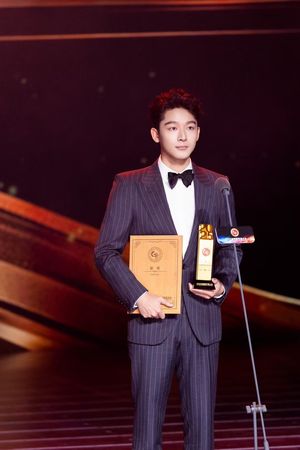 ▲張晚意以《長相思》獲得2025電視劇導演之夜的「年度最具影響力男演員獎」。（圖／緯來戲劇台提供）