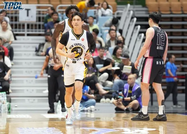 ▲雲豹高錦瑋、克羅馬、王皓吉，特攻林韋翰、飛馳。（圖／TPBL提供）