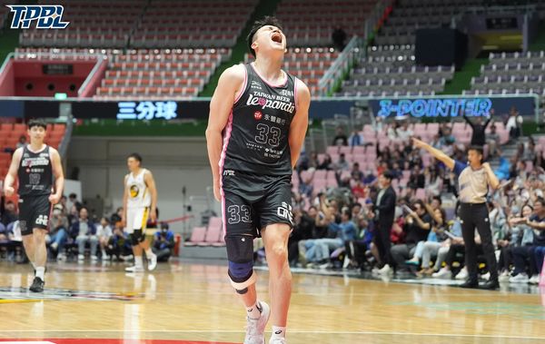 ▲雲豹高錦瑋、克羅馬、王皓吉，特攻林韋翰、飛馳。（圖／TPBL提供）