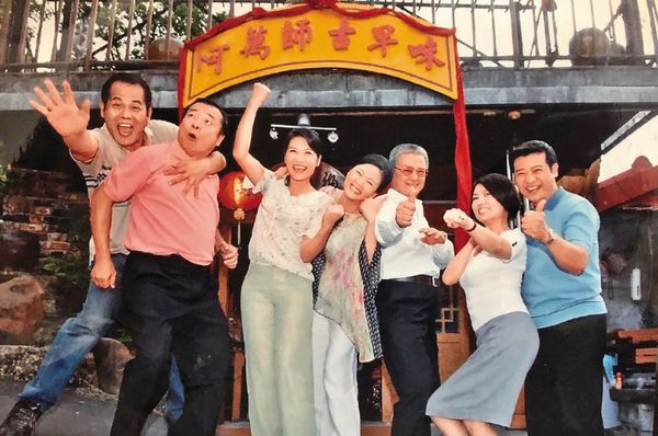 廖峻離婚兒敗家／72歲廖峻去年底悄離婚　中風7年照顧者只見助理楊小姐