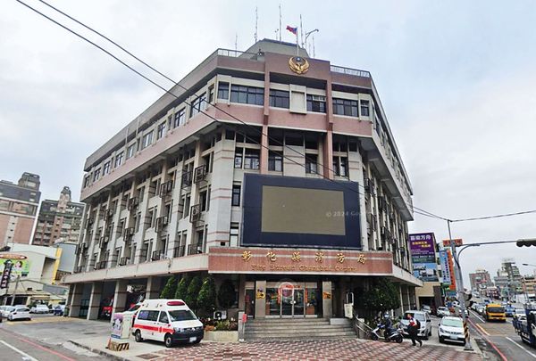 陳錦龍現為彰化縣消防局（圖）的外勤主管。（翻攝Google Maps）