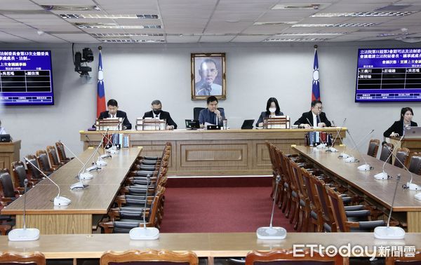 ▲▼司法法制委員會 秘書長周萬來沒到場 會議空轉 主席莊瑞雄。（圖／記者屠惠剛攝）