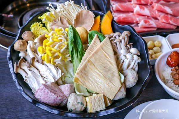 ▲▼【台中火鍋美食】菇神新社店，台中米其林必比登推薦餐廳。（圖／部落客陳小可的吃喝玩樂授權提供）