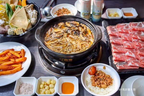 ▲▼【台中火鍋美食】菇神新社店，台中米其林必比登推薦餐廳。（圖／部落客陳小可的吃喝玩樂授權提供）