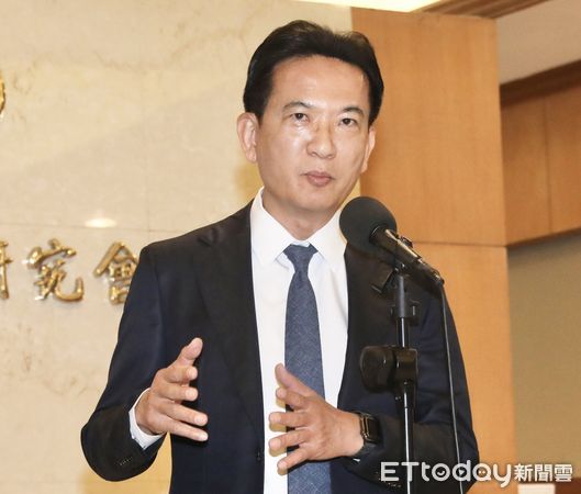 ▲▼林俊憲 聯訪  批評對手不應該聯手國民黨 。（圖／記者屠惠剛攝）