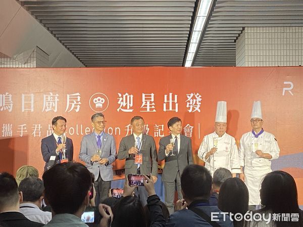 ▲雄獅旅遊董事總經理黃信川、雲品國際董事長盛治仁。（圖／記者廖婕妤攝）