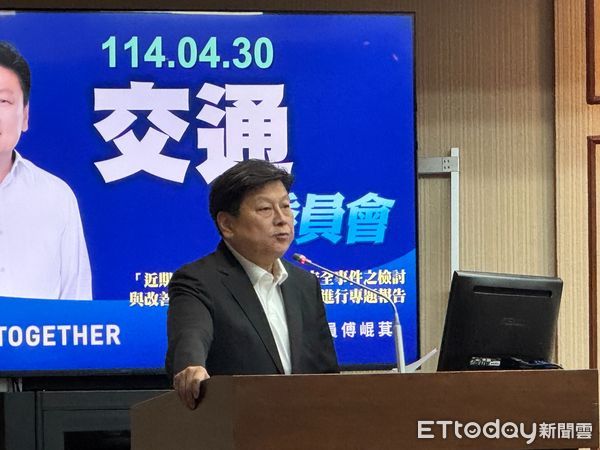 ▲▼立委傅崐萁質疑花東前瞻經費消失了207億元。（圖／記者李姿慧攝）