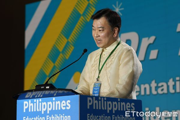 ▲崑山科技大學攜手國內9校及企業赴菲辦理「2025年新型專班教育展」，促進台菲人才交流。（記者林東良翻攝，下同）