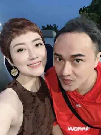 ▲劉曉憶與男友交往一個月「婚頭」。（圖／翻攝自Instagram／judyliu6677）