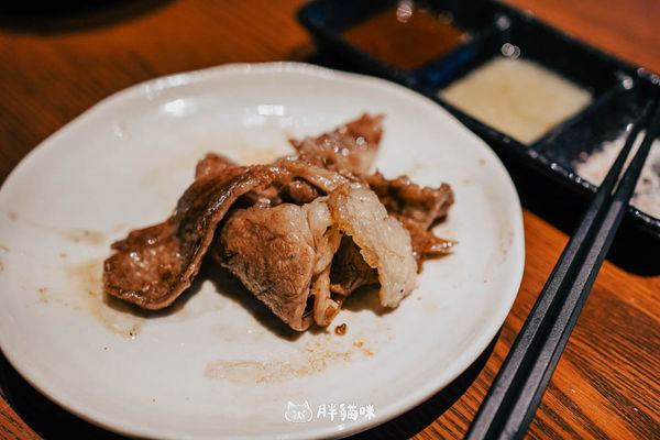 ▲▼日本大阪燒肉吃到飽推薦【炭火燒肉力丸心齋橋店】。（圖／部落客胖貓咪的奇幻旅程授權提供）