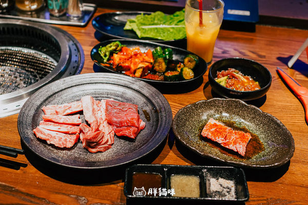 ▲▼日本大阪燒肉吃到飽推薦【炭火燒肉力丸心齋橋店】。（圖／部落客胖貓咪的奇幻旅程授權提供）