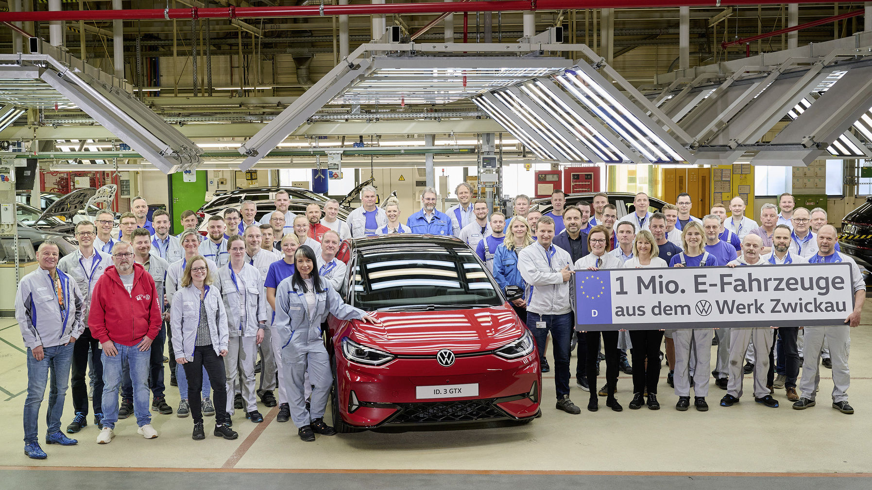 ▲福斯達成第100萬輛電動車下線。（圖／翻攝自Volkswagen）