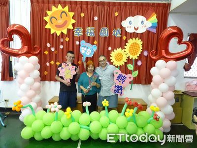 收容人捧康乃馨謝家人不離棄　雲林二監懇親洋溢親情與悔悟