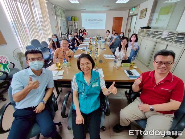 ▲▼  嘉義縣辦理世代評價會議 精進結核病管理    。（圖／嘉義縣政府提供）