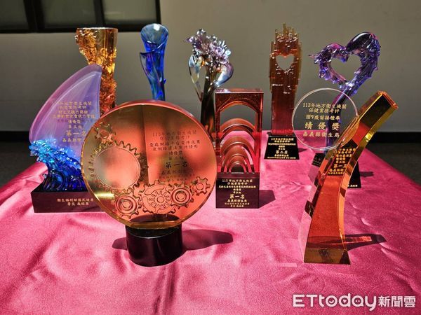 ▲▼ 嘉義縣衛生業務再露鋒芒，5大類滿分、抱回7大獎項！   。（圖／嘉義縣政府提供）