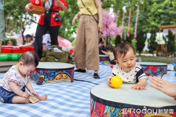 ▲▼   桃太郎村櫻花祭」號召百組公益家庭 體驗親子共遊的感動時光   。（圖／嘉義縣政府提供）