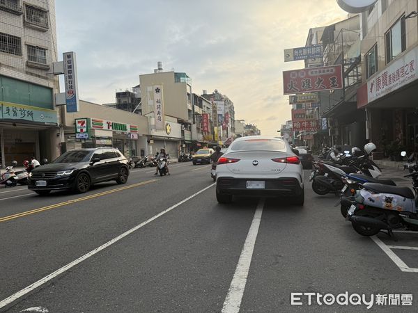 ▲▼  嘉義市連續3起交通事故 市府提醒違停也有肇責!  。（圖／嘉義市政府提供）