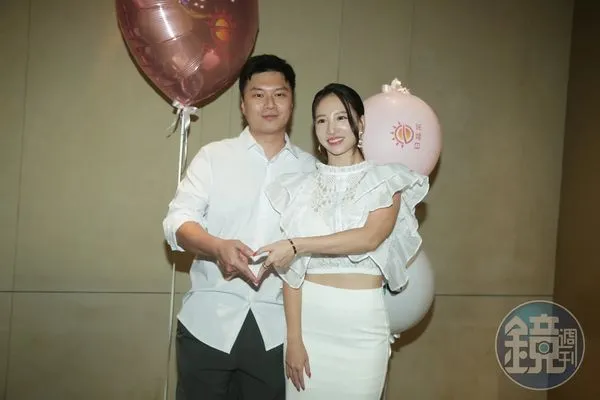 獨家／又被鄰居投訴！林采緹與男友搬新家煲愛　公關品、網購堆滿公共空間惹怨