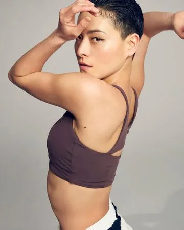 ▲▼菅原小春宣布結婚，過去曾與三浦春馬熱戀交往。（圖／翻攝自日網）