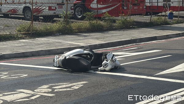 ▲▼輕軌車禍             。（圖／記者吳世龍攝）