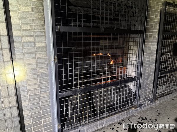 ▲▼老牌聯發紡織竹北廠，昨(30)日晚間發生火警            。（圖／記者楊永盛翻攝）