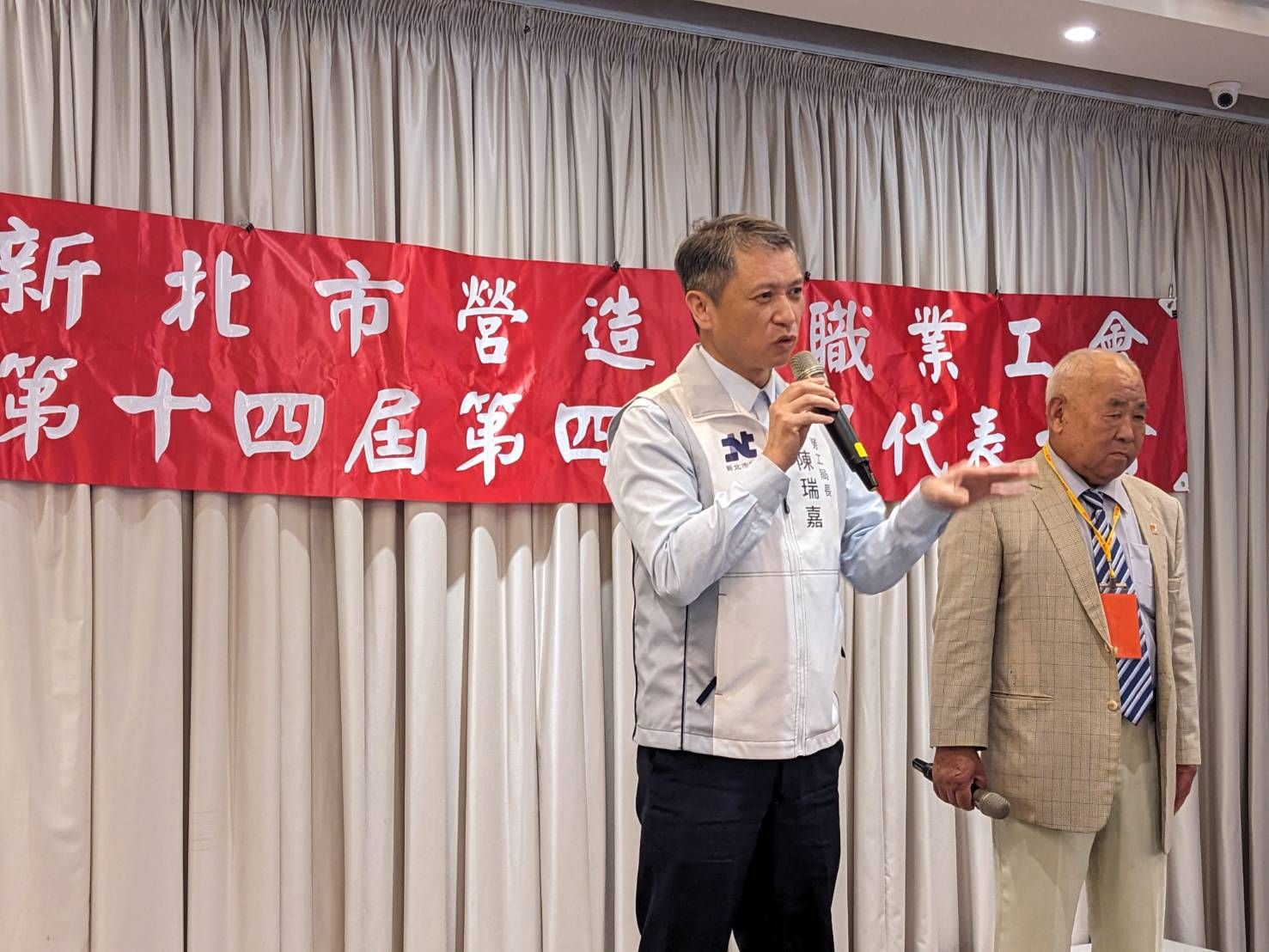 ▲新北勞工局長赴營造工會 勞動節強化職安宣導。（圖／新北市勞工局提供）