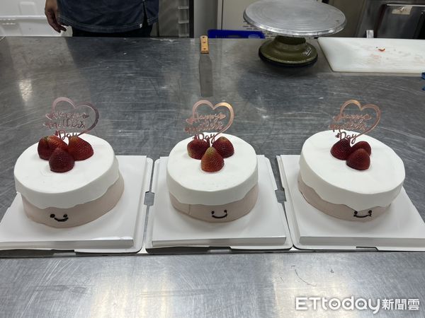 ▲台南市勞工局推動多元勞工學苑課程，並配合「曾文市政願景園區」啟用，1日於園區舉辦「幸福體驗手作難哄蛋糕」烘焙課程。（圖／記者林東良翻攝，下同）