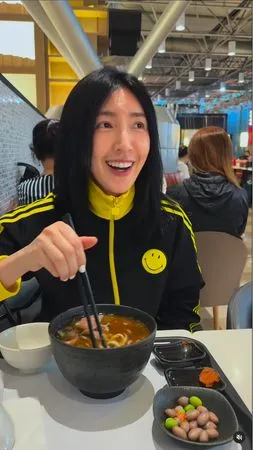 ▲楊謹華分享了一段享用美食的合集影片。（圖／翻攝自Instagram／cheryllovel0ve）