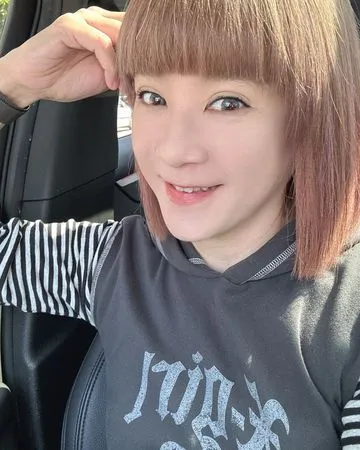 ▲陸元琪近日不慎在家中跌下樓梯。（圖／翻攝自Facebook／陸元琪）