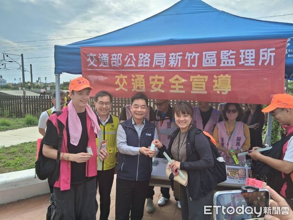 ▲▼交通部今年首度與白沙屯拱天宮合作，提供進香運輸服務。（圖／交通部提供）