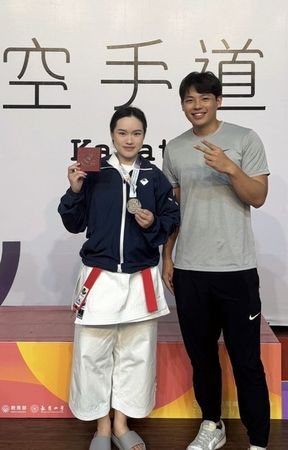 ▲開南大學法律系學生吳昀軒全大運奪雙銀牌