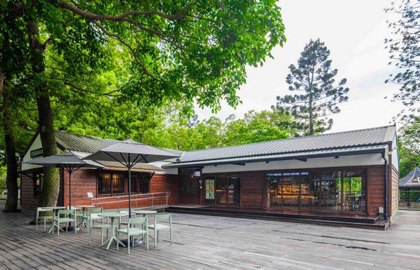 ▲大溪老城區遊客中心重新改造星巴克入駐園區