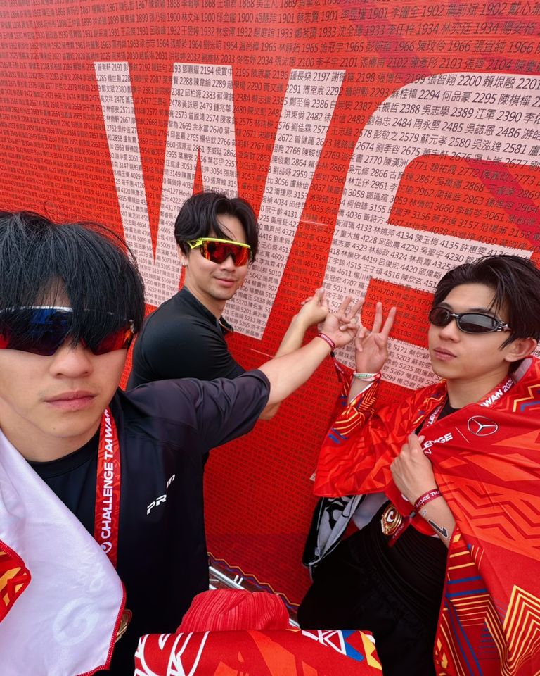 ▲▼高爾宣帶PIZZALI、王ADEN、林可綸參加鐵人三項比賽。（圖／龍大謝提供）