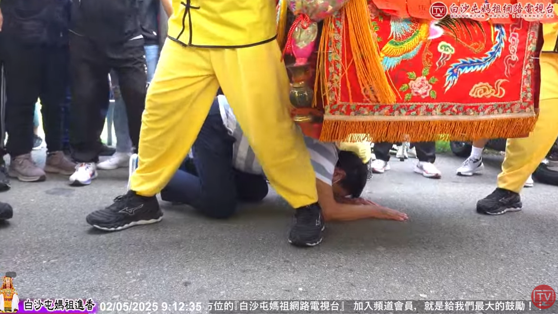 ▲▼             。（圖／翻攝自YouTube／白沙屯媽祖網路電視台YT）