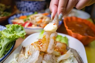 曼谷在地料理店開箱！泰式醃生蝦Q彈