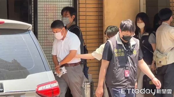 ▲台中地檢署2日突襲國民黨台中市黨部，再帶走負責輔選業務一組總幹事伍康龍。（圖／民眾提供，下同）