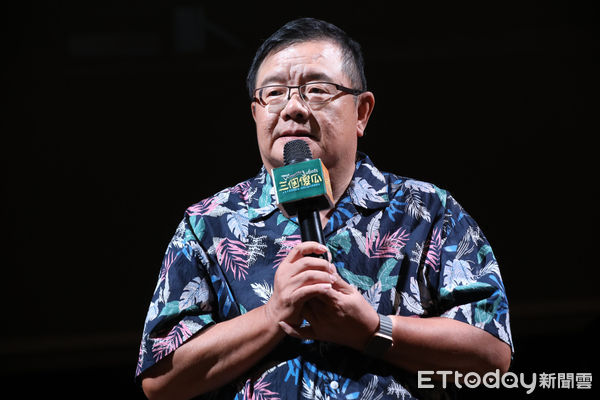 ▲▼導演梁志民出席果陀劇場《三個傻瓜》演出記者會。（圖／記者李毓康攝）