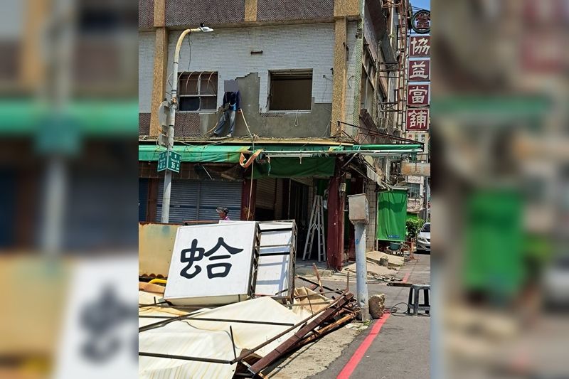 ▲▼高雄的「蛤字招牌」地標被拆了。（圖／翻攝臉書／跟著尼力吃喝玩樂＆親子生活）