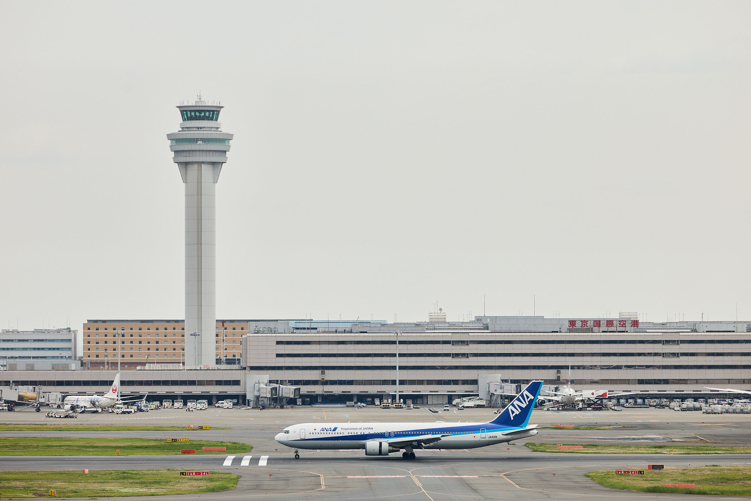 ▲▼日本東京羽田機場的停車位總是一位難求。（圖／VCG）