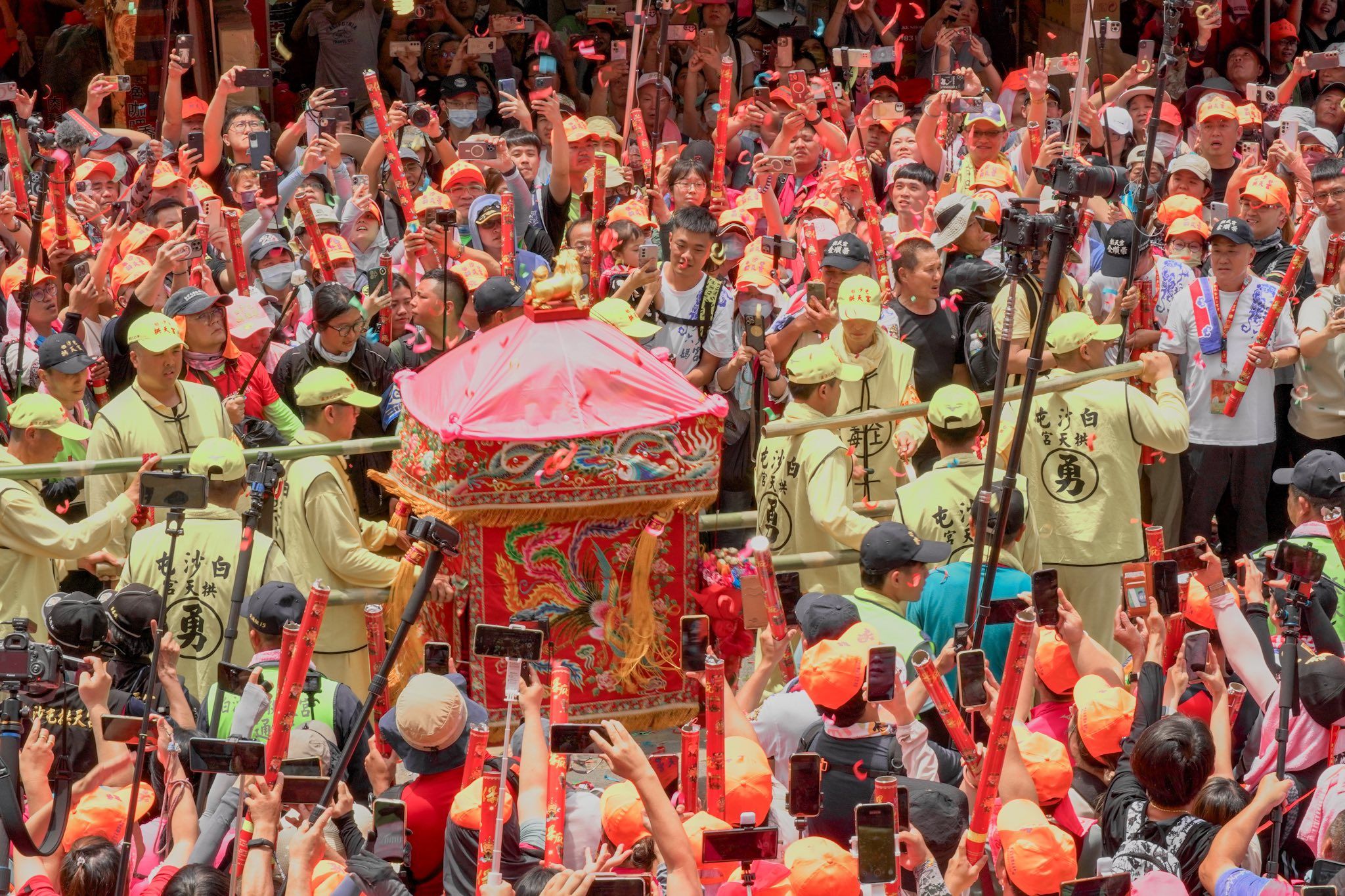 ▲▼             白沙屯拱天宮媽祖進香之旅，37小時抵達朝天宮。（圖／翻攝自北港朝天宮臉書）
