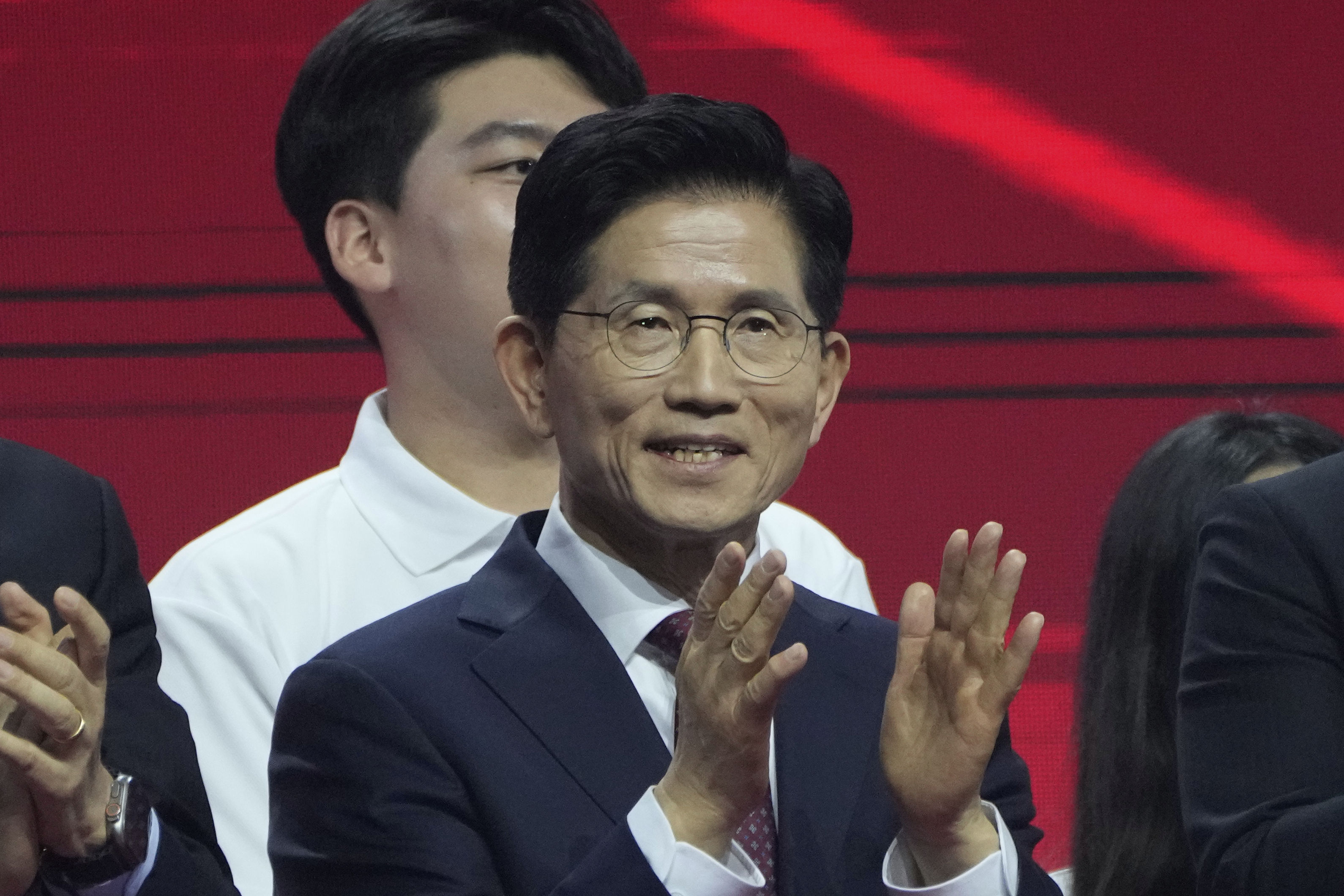 ▲▼南韓執政黨國民力量結束黨內初選,確認由金文洙參選總統。(圖/達志影像/美聯社)