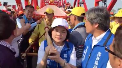 張麗善6年前搶轎被挖出！　「搶C位」迎嘸媽祖道歉：不識爐主身分
