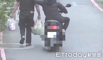 快訊/買菜回家金項鍊被硬扯搶走...超狠畫面曝 搶匪逃往北市