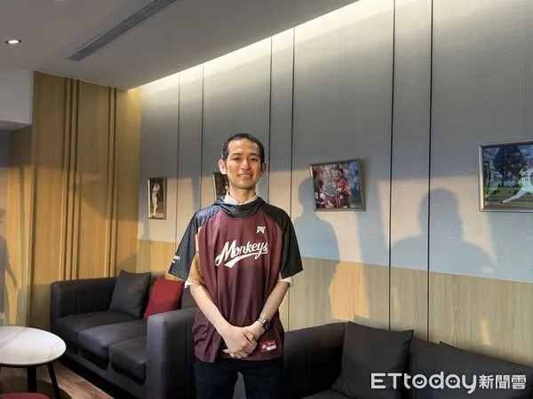 ▲▼       樂天桃猿領隊牧野幸輝      。（圖／記者王真魚攝）