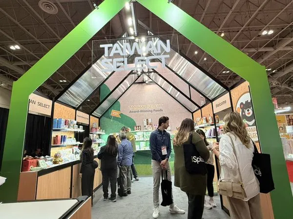 ▲「Taiwan Select」館展示179件榮獲國際認證與獎項的食品，突顯台灣兼具品質與創新的食品實力。(圖／貿協提供)