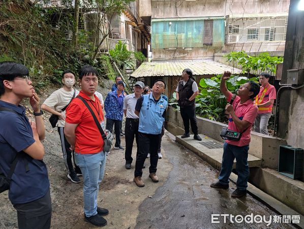 ▲金門縣府團隊赴基隆武崙里。（圖／記者郭世賢翻攝）